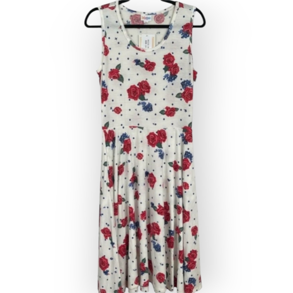 White with Red Roses 🌹 Sleeveless Dress